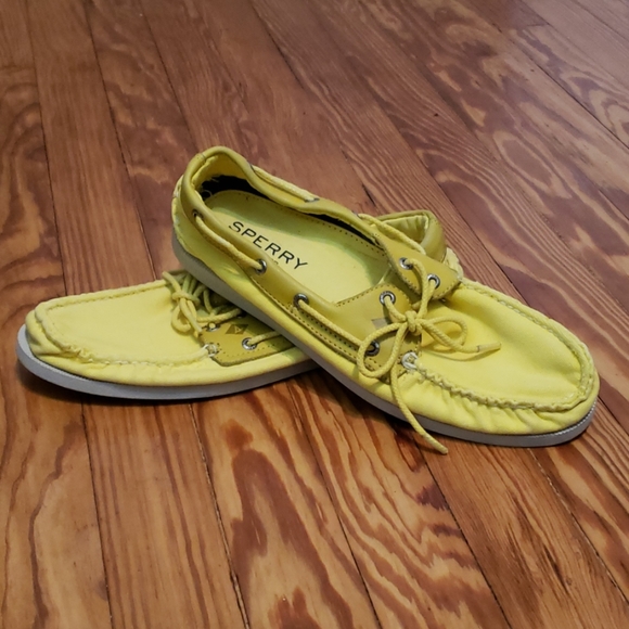 Sperry Other - Men's Yellow Sperry Top-Sider